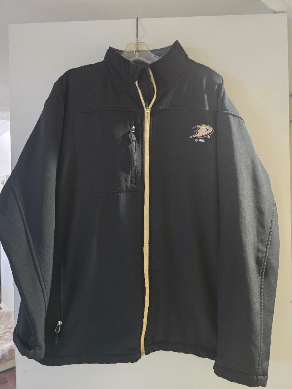 Anaheim Ducks NHL Softshell Jacket Men's XL Black Fleece Lined Full Zip
